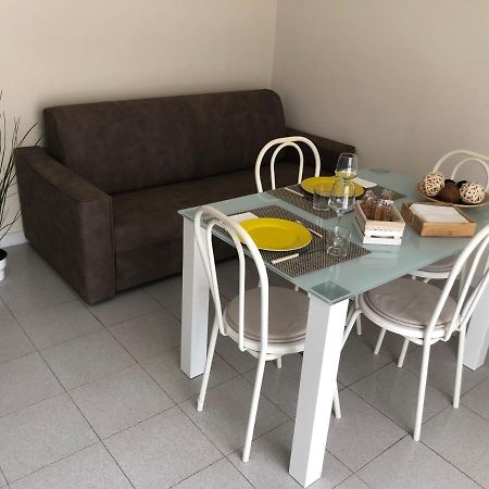Cuc Apartment Mascali Bagian luar foto