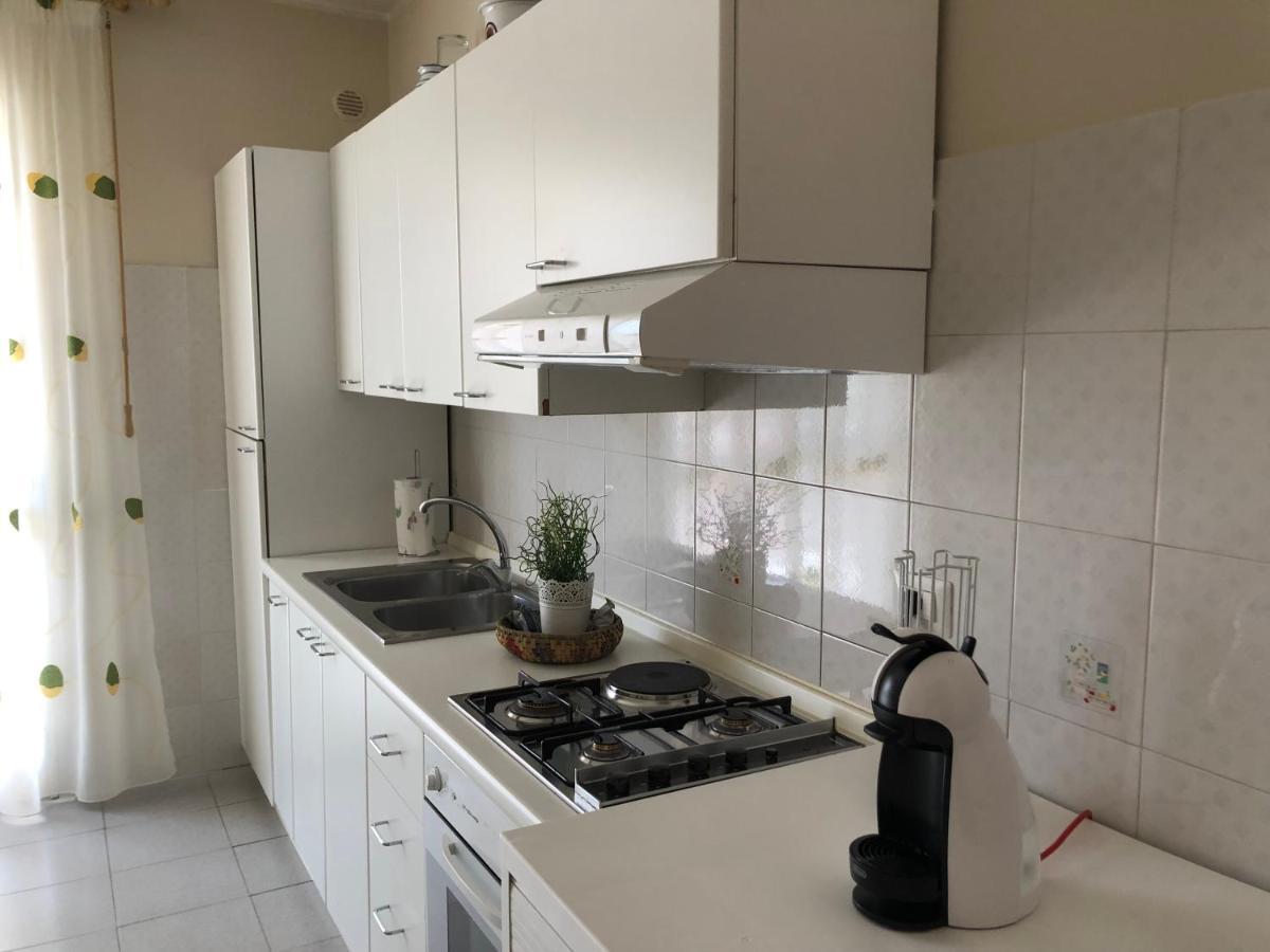 Cuc Apartment Mascali Bagian luar foto